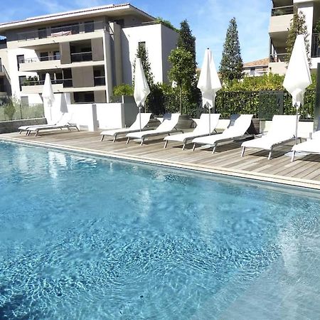 Residence Exclusive Resort 圣特罗佩 外观 照片